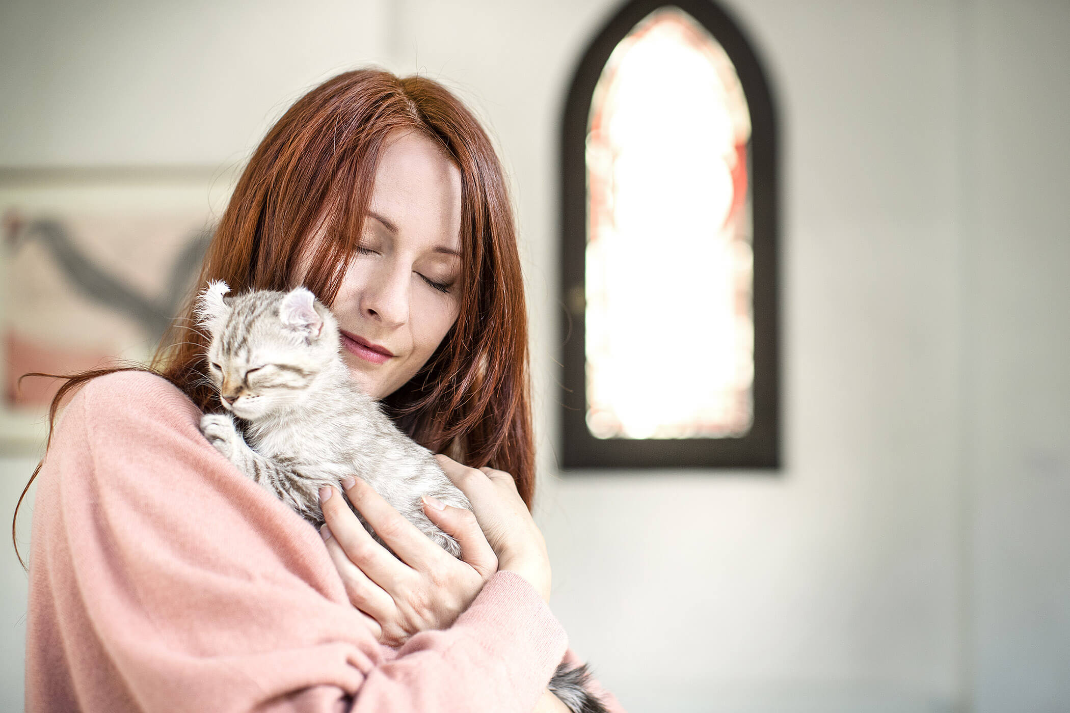 Marion Ruffié, comportementaliste spécialiste du chat à Paris vous aide à résoudre les problèmes de comportement avec votre chat et à retrouver la plus belle des relations avec lui